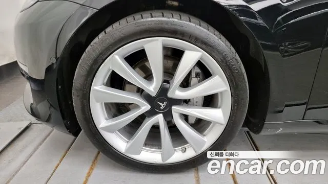 Tesla Model 3 id 2699954 из Кореи 15