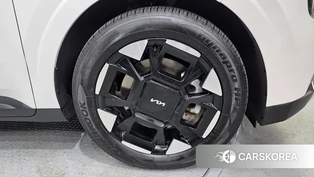 Kia The New Carnival 4th Generation id 3649140 из Кореи 15