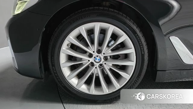 BMW 5 Series (G30) id 4711765 из Кореи 29