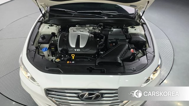 Hyundai Grandeur IG id 4397821 из Кореи 27
