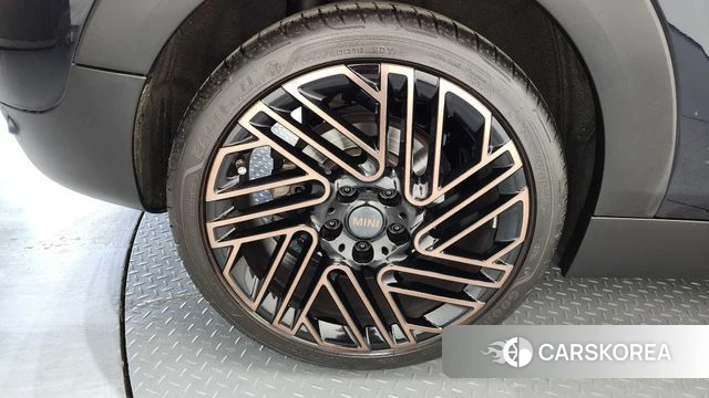 Mini Cooper Clubman id 4315332 из Кореи 29