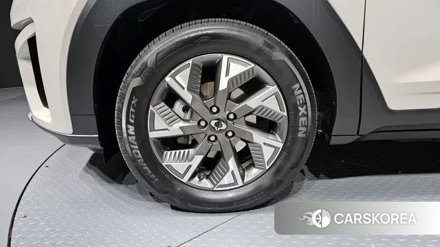 Ssangyong Torres EVX id 3462398 из Кореи 15