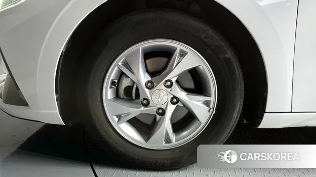 Hyundai Avante (CN7) id 3054116 из Кореи 15