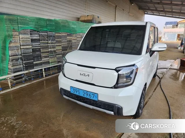 Kia The New Kia Ray EV 2023 Белый из Кореи, фото 5
