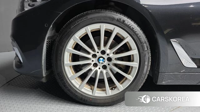 BMW 5 Series (G30) id 4574086 из Кореи 26