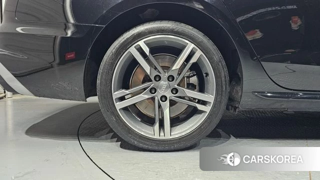 Audi A4 (B9) id 4370324 из Кореи 28