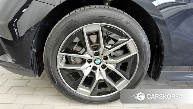 BMW 5 Series (G60) id 3921603 из Кореи 15