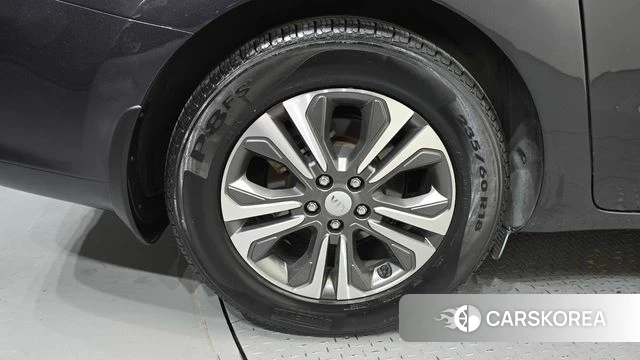 Kia The New Carnival id 3925048 из Кореи 15