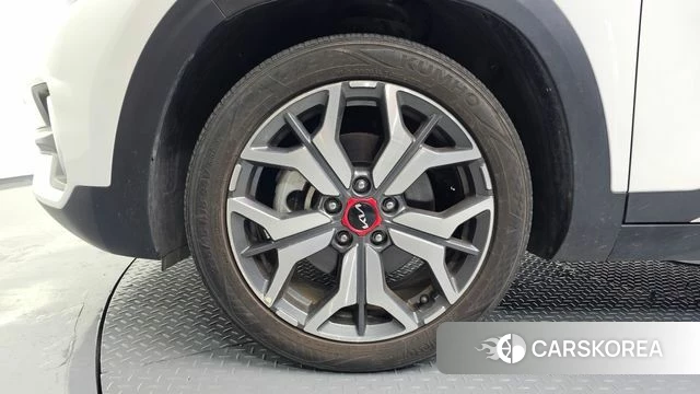 Kia Seltos id 4646142 из Кореи 25