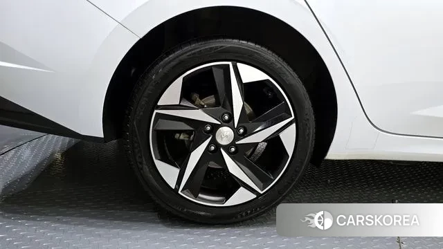 Hyundai Avante (CN7) id 3747640 из Кореи 15