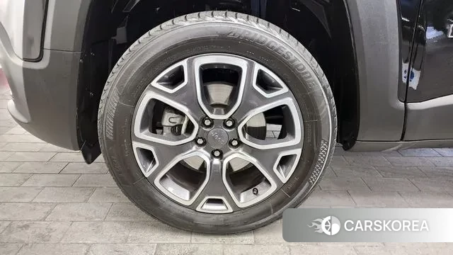 Jeep Renegade id 3641505 из Кореи 15