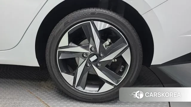 Hyundai Avante (CN7) id 3751910 из Кореи 15