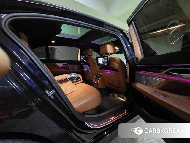 BMW 7 Series (G11) 2019 Синий из Кореи, фото 5