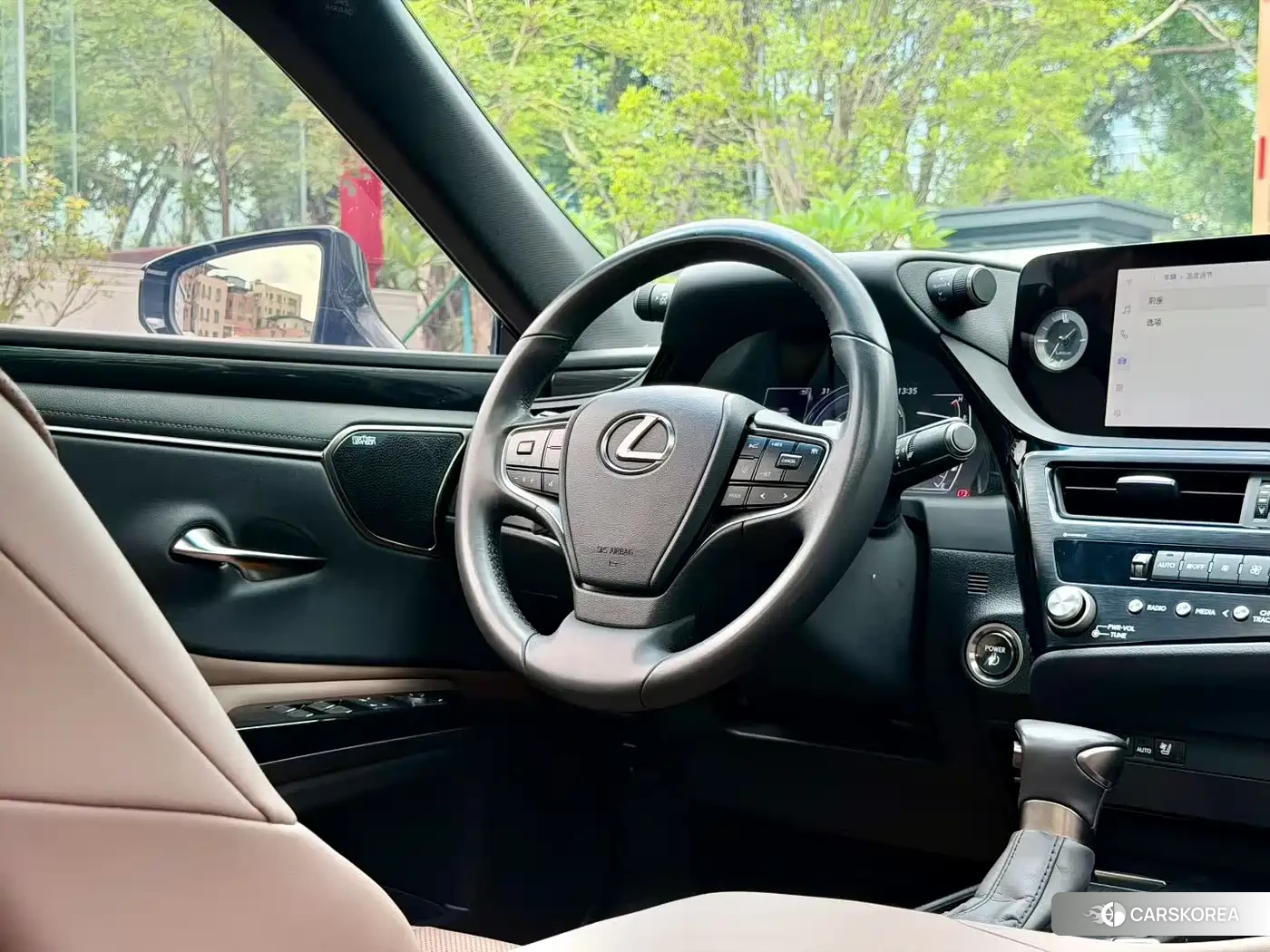 Lexus ES 2023 Silver/gray из Китая, фото 5