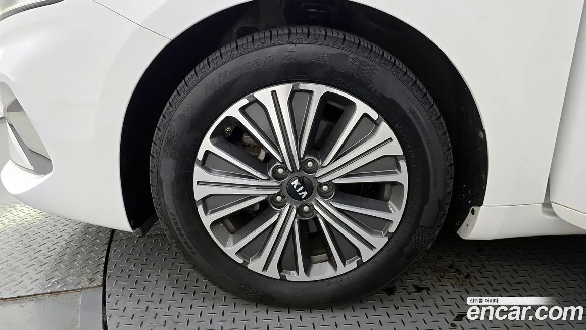 Kia K7 Premier Hybrid id 2008178 из Кореи 15