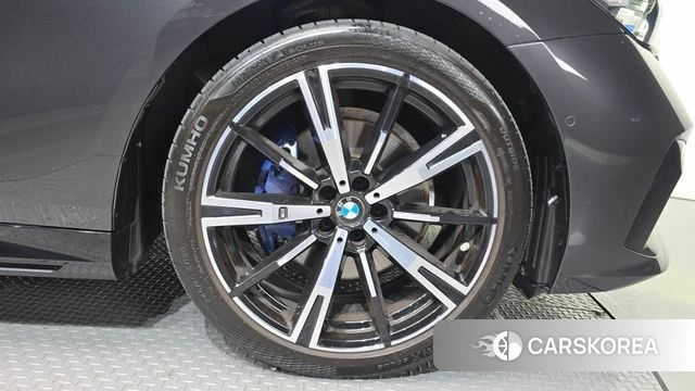 BMW 5 Series (G60) id 4360209 из Кореи 15