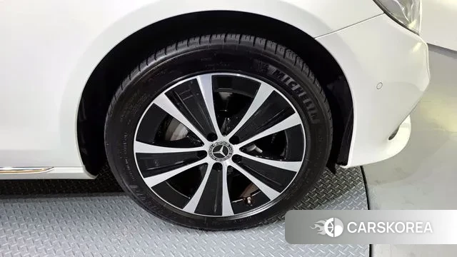 Mercedes-Benz E-Class W213 id 3407393 из Кореи 15