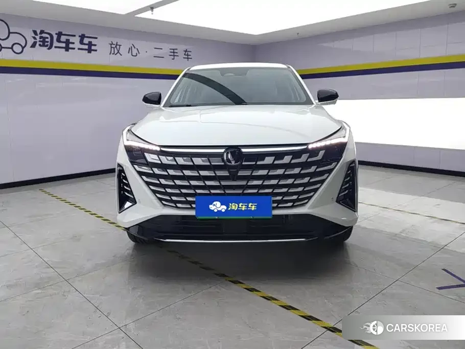 Chang'an Changan UNI-Z New Energy id 4570293 из Китая 11