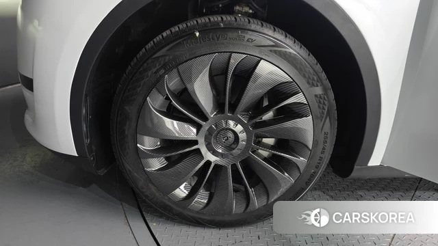 Tesla Model Y id 3831855 из Кореи 15