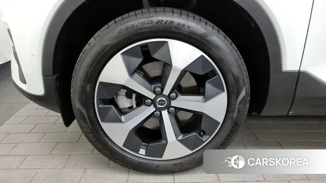 Volvo XC40 id 2910006 из Кореи 15