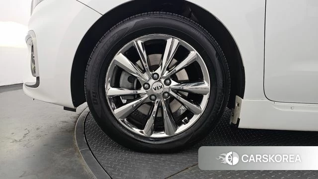 Kia The New Carnival id 3955720 из Кореи 15