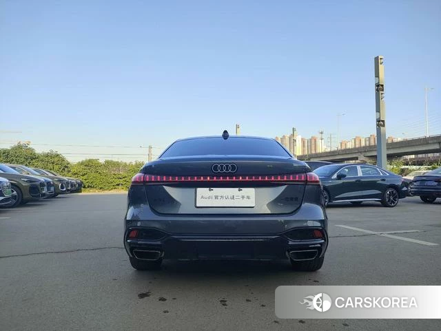 Audi A5L id 4335110 из Китая 12