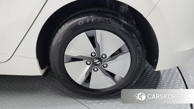 Hyundai The New Ionic Hybrid id 3307790 из Кореи 15