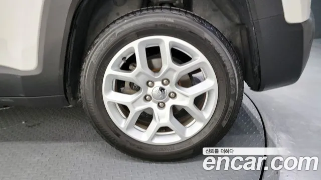 Jeep Renegade id 2504395 из Кореи 15