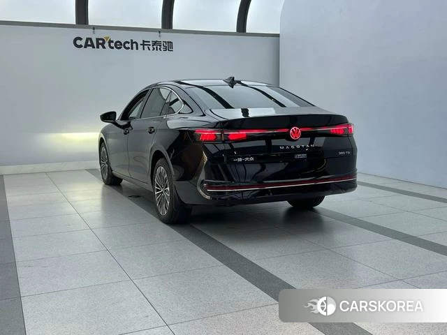Volkswagen Magotan 2024 Черный из Китая, фото 6