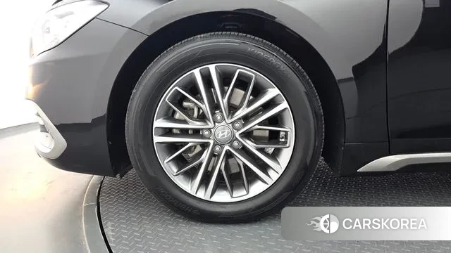 Hyundai Grandeur IG id 3479909 из Кореи 15