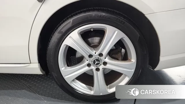 Mercedes-Benz E-Class W213 id 3386331 из Кореи 15