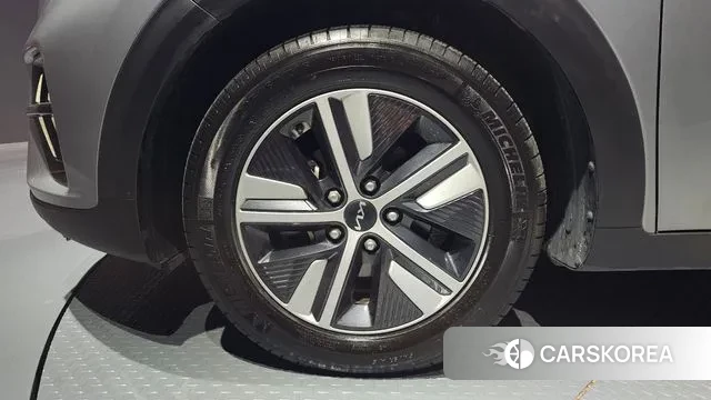 Kia The New Niro id 3438388 из Кореи 15