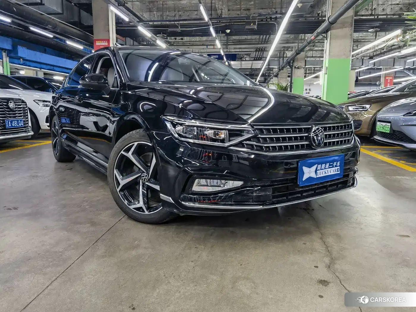 Volkswagen Magotan id 4674505 из Китая 14