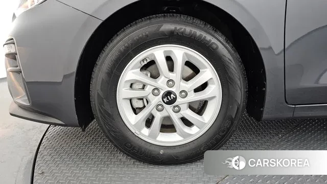 Kia Come New K3 id 3587585 из Кореи 15