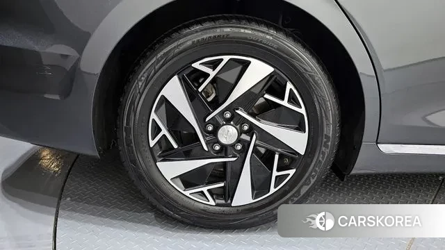 Hyundai The New Grandeur IG Hybrid id 2990103 из Кореи 15