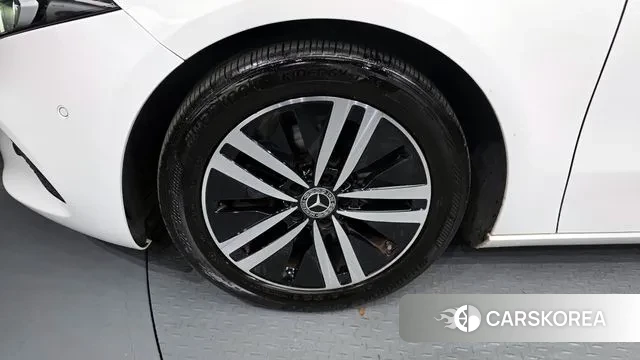 Mercedes-Benz A-Class W177 id 3105646 из Кореи 15