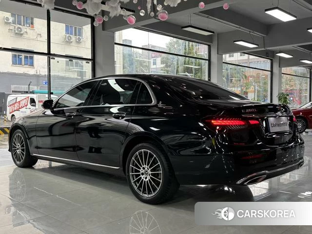 Mercedes-Benz E-class id 4265227 из Китая 12