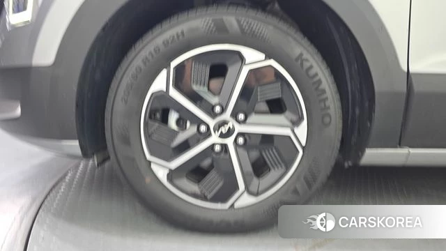 Kia Di Ol Nu Niro id 4753342 из Кореи 25