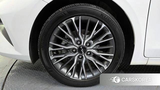 Kia The New K3 2nd generation id 3897032 из Кореи 15