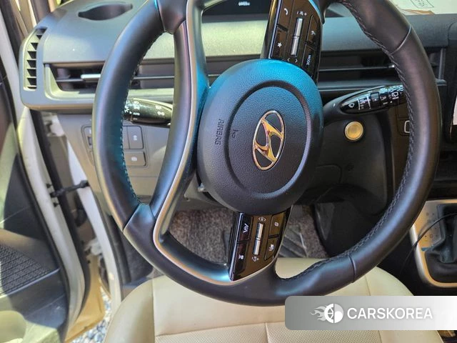 Hyundai Staria 2022 Белый из Кореи, фото 5