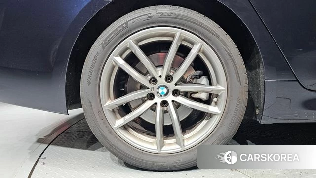 BMW 5 Series (G30) id 4755485 из Кореи 15