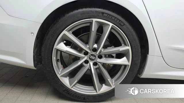 Audi A7 (4K) id 4774924 из Кореи 33