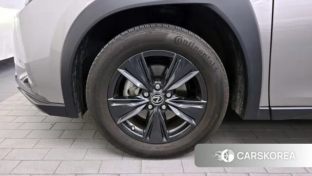 Lexus UX250h id 3420325 из Кореи 15