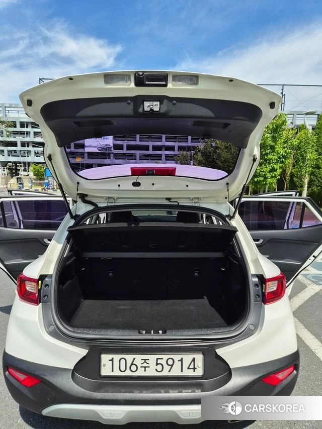 Kia Stonic id 4511701 из Кореи 13