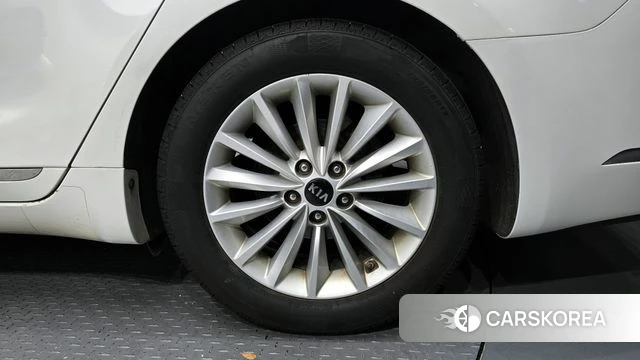 Kia Come New K7 id 3886211 из Кореи 15