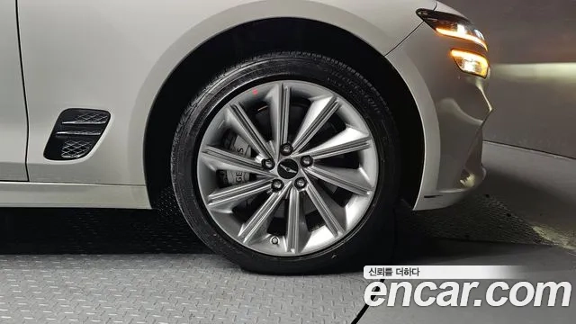 Genesis The New G70 id 2867490 из Кореи 15