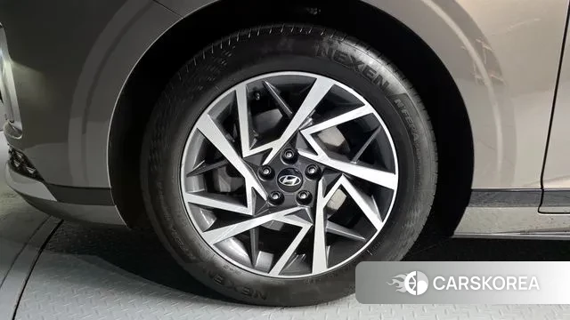 Hyundai Grandeur (GN7) id 3690229 из Кореи 15