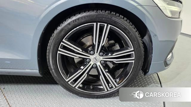 Volvo S60 3rd generation id 3827024 из Кореи 15