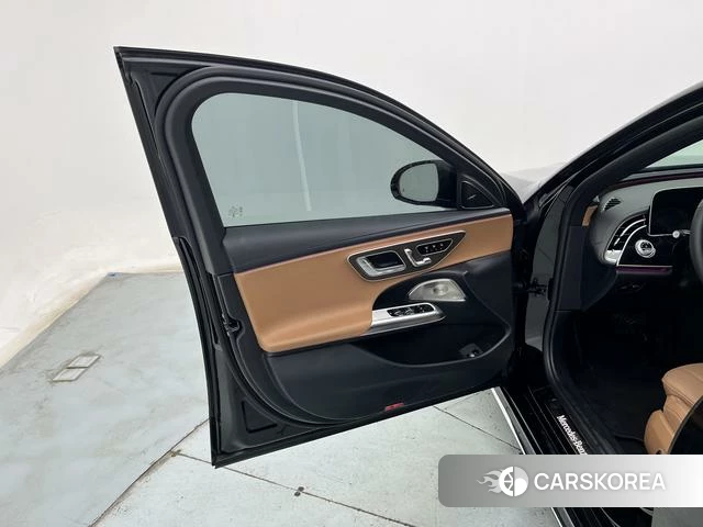 Mercedes-Benz E-class id 4275302 из Китая 23