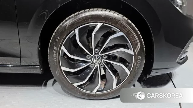 Volkswagen Golf 8th Generation id 3700910 из Кореи 15